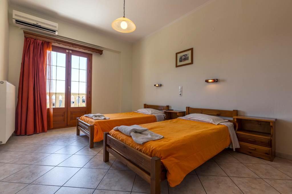 Kapetanios Apartments Agios Stefanos Avliotes  Exteriér fotografie