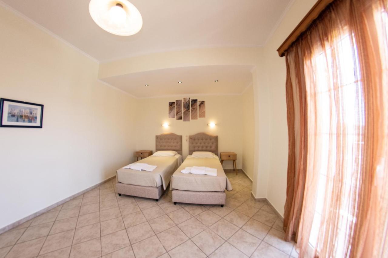 Kapetanios Apartments Agios Stefanos Avliotes  Exteriér fotografie